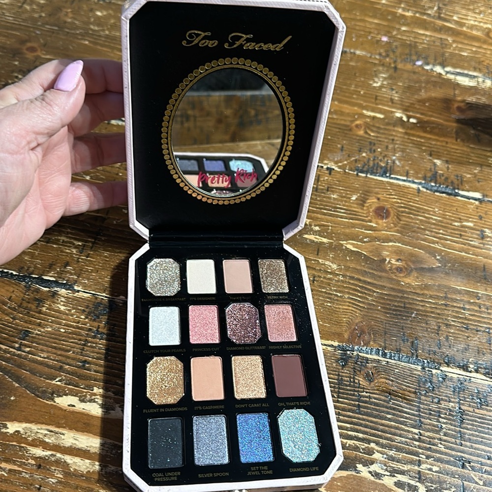 Too Faced palette - Picture 4 of 5